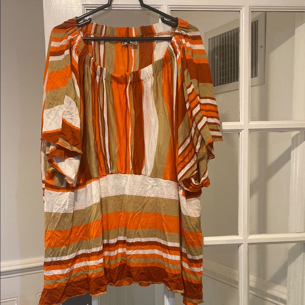 Gold Flava size 36 top good condition